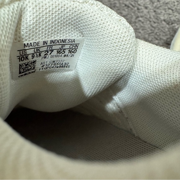 Adidas Kids Shoes - White with Iridescent Stripes - Picture 4 of 6